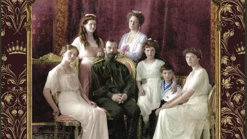 Parte da capa da obra de Paulo Rezzutti - 'Os últimos Czares: Uma breve história não contada dos Romanovs'