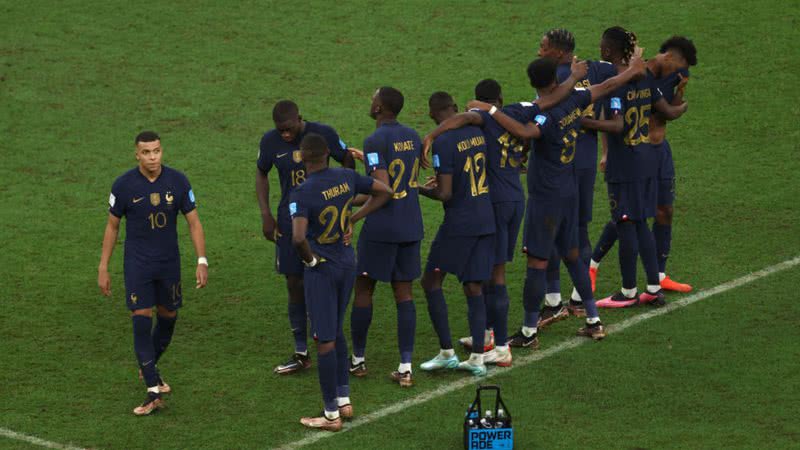 Seleção francesa durante cobrança de pênaltis - Getty Images