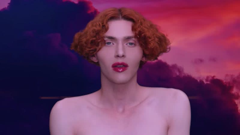 Imagem de Sophie Xeon em um de seus clipes mais famosos - Divulgação/Youtube