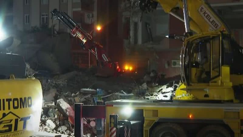 Escavações na Turquia após o terremoto - Reprodução / Vídeo / Youtube