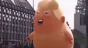 Imagem do balão inflável representando Trump como um bebê - Divulgação/Twitter/@Aliasororis