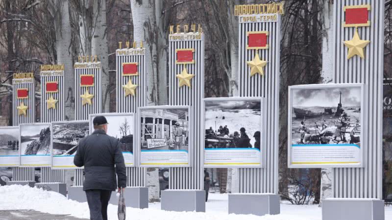 Exibição exalta o Exército Vermelho Soviético na libertação da União Soviética em Kiev, Ucrânia - Getty Images