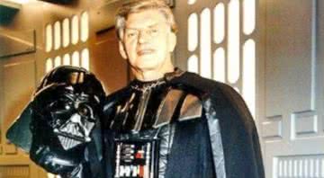 David Prowse interpretou o vilão Darth Vader na primeira trilogia de 'Star Wars' - Divulgação