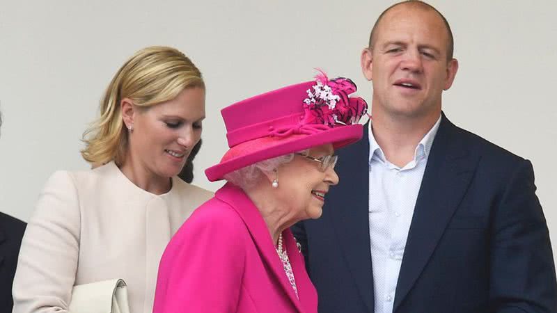 Zara, Mike Tindall e a rainha Elizabeth em 2016 - Getty Images