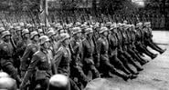 Soldados alemães marchando durante invasão da Polônia, 1939 - Getty Images