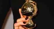 Imagem ilustrativa do troféu do Globo de Ouro - Getty Images