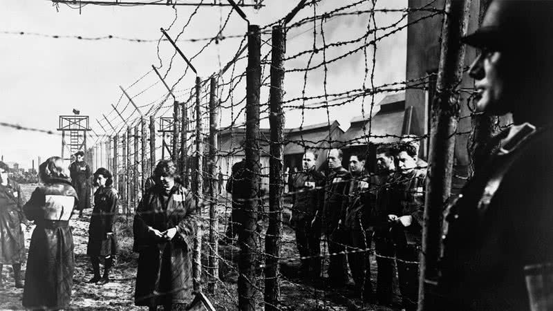 Prisioneiros nos campos da morte nazistas - Getty Images