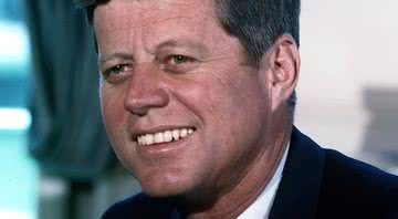 O presidente americano John Fitzgerald Kennedy - Domínio Público via Wikimedia Commons