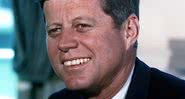 O presidente americano John Fitzgerald Kennedy - Domínio Público via Wikimedia Commons