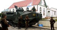 A Guerra das Malvinas em Port Stanley. Em abril de 1982 - Getty Images