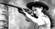 A legendária Annie Oakley - Wikimedia Commons