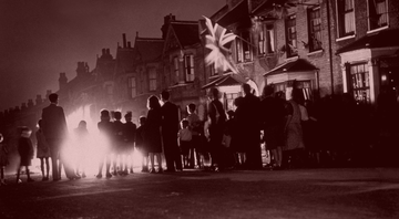 Fogueiras na noite do 8 de maio, Inglaterra - Getty Images