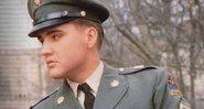 Elvis Presley, com o uniforme do exército - Wikimedia Commons