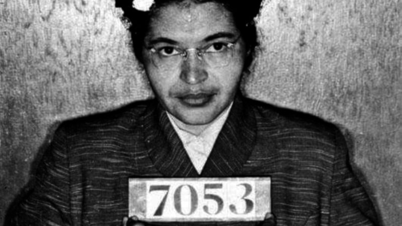 Rosa Parks após ser presa - Crédito: Wikimedia Commons