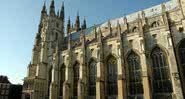 Catedral de Canterbury, localizada em Kent, Inglaterra - Reprodução