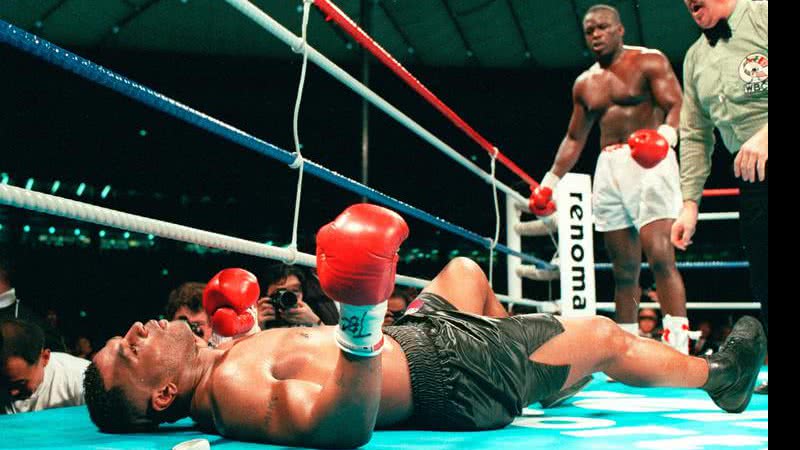 Mike Tyson é nocauteado por Buster Douglas - Reprodução