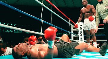 Mike Tyson é nocauteado por Buster Douglas - Reprodução