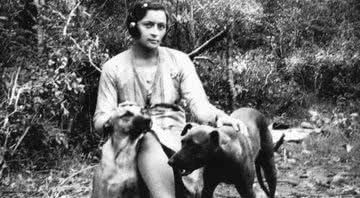 Maria Bonita e seus cães - Wikimedia Commons