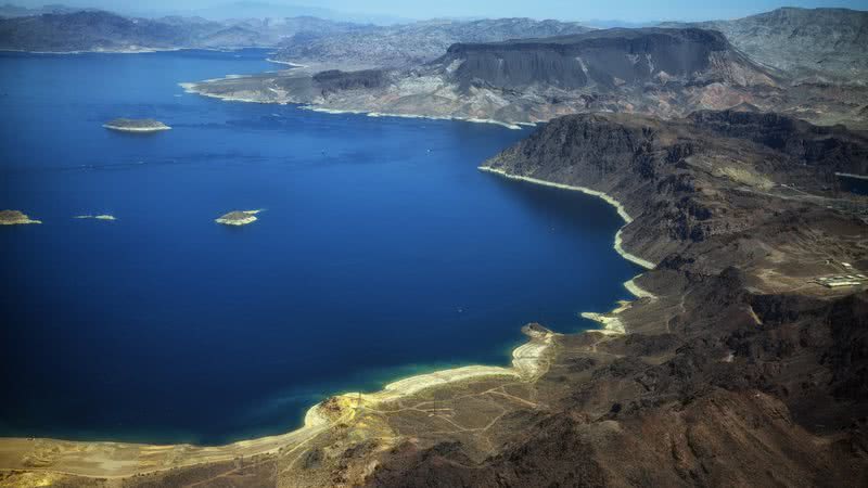 Lago Mead, EUA. - Foto por David Mark pelo Pixabay