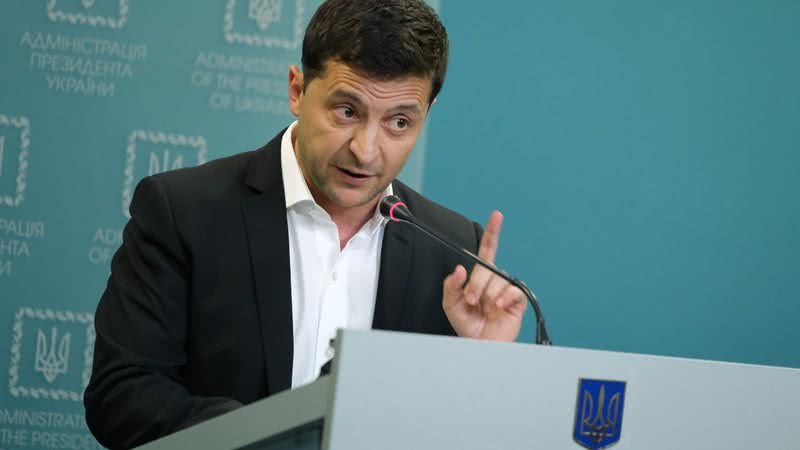 Presidente ucraniano Volodymyr Zelensky durante discurso - Getty Images