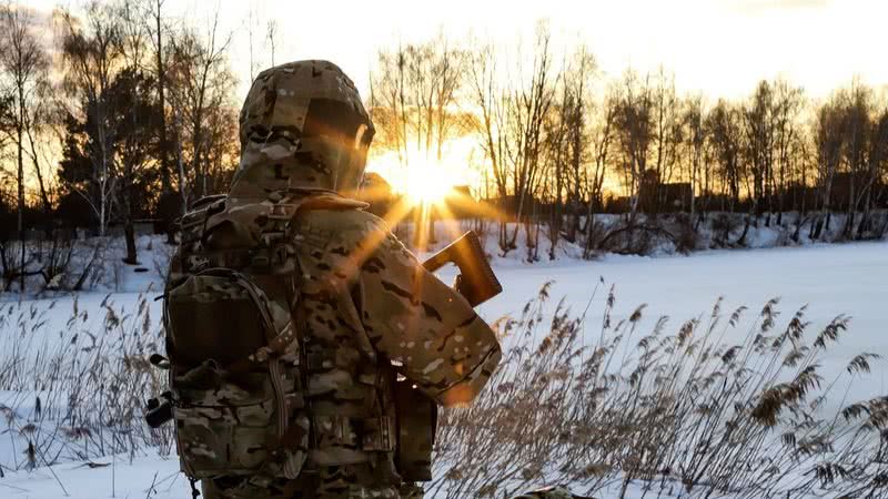 Fotografia meramente ilustrativa de soldado na neve - Divulgação/ Pixabay/ Eugene_69