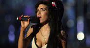 Amy Winehouse durante apresentação em Londres em 2008 - Getty Images