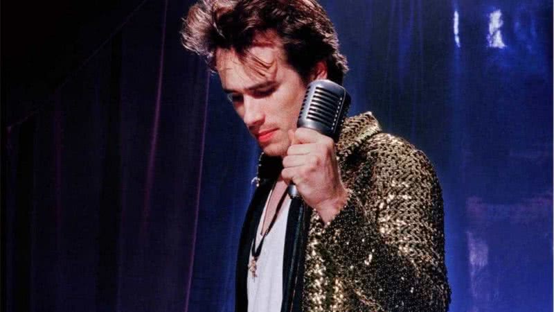 Jeff Buckley na capa do disco "Grace", lançado em 1994 - Divulgação