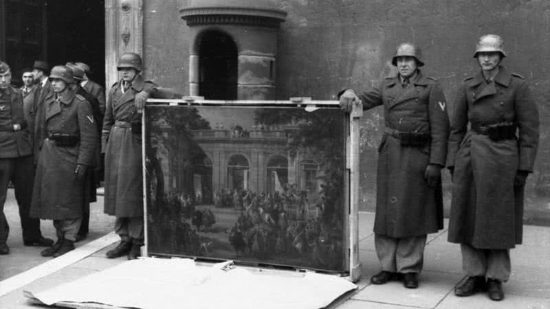 Nazistas roubavam obras de arte - Wikimedia Commons