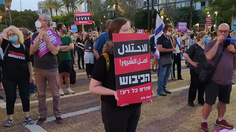 Protesto contra as anexações em Tel Aviv - Wikimedia Commons