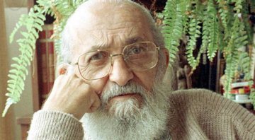 O educador Paulo Freire - Escola de Gestão Socioeducativa Paulo Freire/RJ