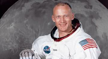 Fotografia de Buzz Aldrin - Wikimedia Commons