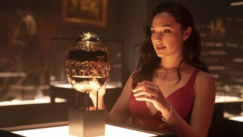 Atriz Gal Gadot em cena do filme - Divulgação/Netflix