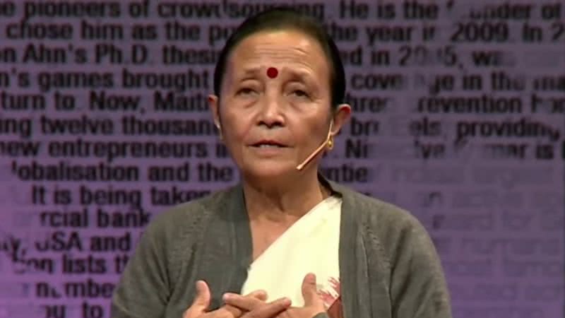 Anuradha Koirala apresentando seu TED Talk - Divulgação/Youtube