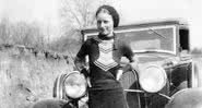 Bonnie Parker no auge de sua carreira criminosa - Wikimedia Commons