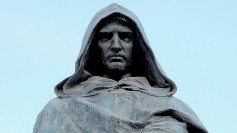 Estátua de Giordano Bruno, por Ettori Ferrari, Roma - Wikimedia Commons