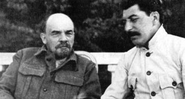 Lenin e Stalin em setembro de 1922 - Domínio público/Maria Illyinichna Ulyanova