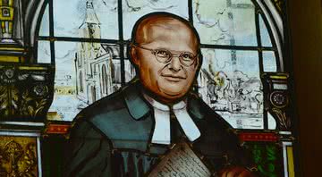 Mosaico de Dietrich Bonhoeffer - Tomasz Kmita-Skarsgård/ Creative Commons/ Wikimedia Commons