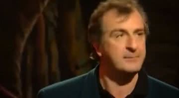 Douglas Adams, autor do livro 'O Guia do Mochileiro das Galáxias' - Divulgação / Youtube / erickpas