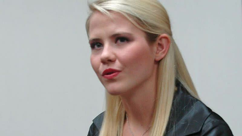 A ativista e sobrevivente Elizabeth Smart - Wikimedia Commons