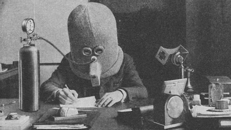 Capacete anti-distração criado por Hugo Gernsback - Divulgação