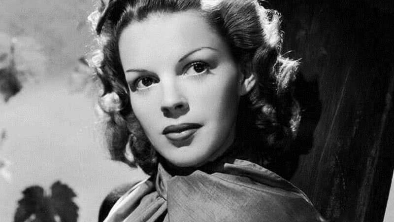 A atriz Judy Garland - Wikimedia Commons