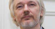 Fotografia de Julian Assange - Wikimedia Commons