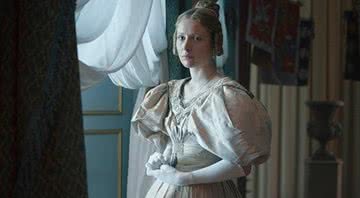 Lady Flora Hastings (interpretada por Alice Orr-Ewing), na série Vitória, do ITV - Divulgação/ITV