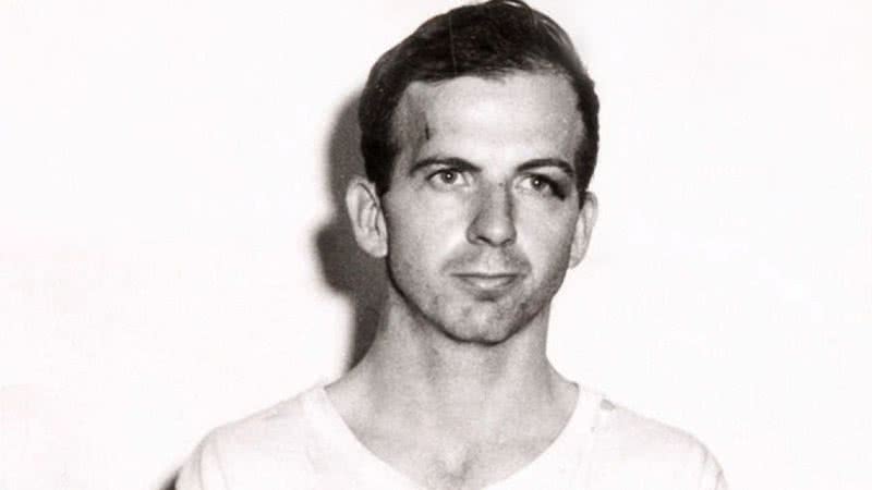 Fotografia de Lee Harvey Oswald - Wikimedia Commons