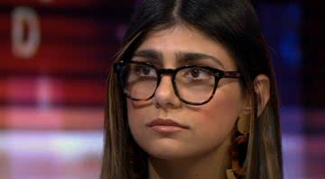 Mia Khalifa durante uma entrevista à BBC - Divulgação / Youtube / BBC HARDtalk