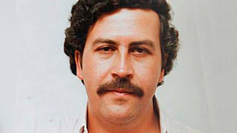 Estátua de Pablo Escobar em loja na Colômbia - Arquivo Pessoal