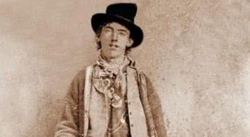 Retrato do pistoleiro Billy The Kid - Domínio Público, via Wikimedia Commons