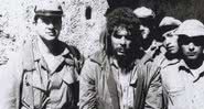 Última fotografia de Che Guevara, com Félix Rodriguéz à esquerda. - Wikimedia Commons