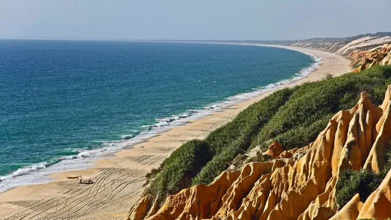 Praia em Portugal - Wikimedia Commons