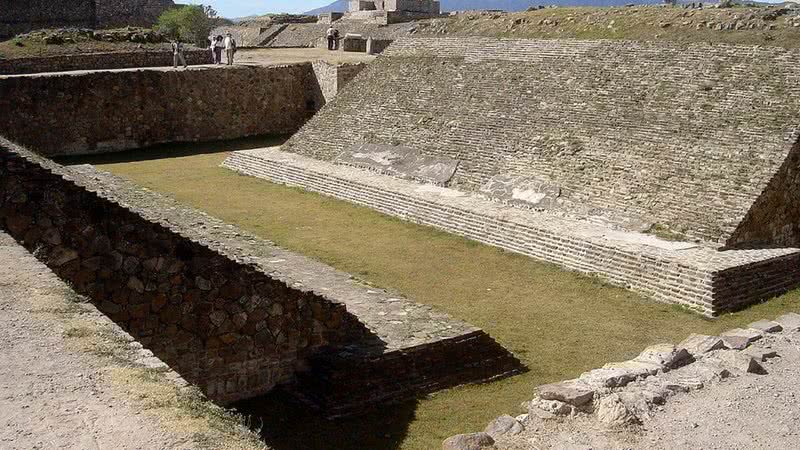 Quadra de pelota - Wikimedia Commons